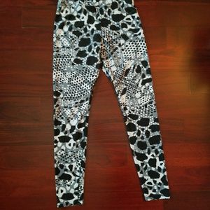 nike patterned leggings women's m